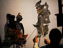 Nang Talung (shadow puppets) – traditional cultural shows of Southern Thailand