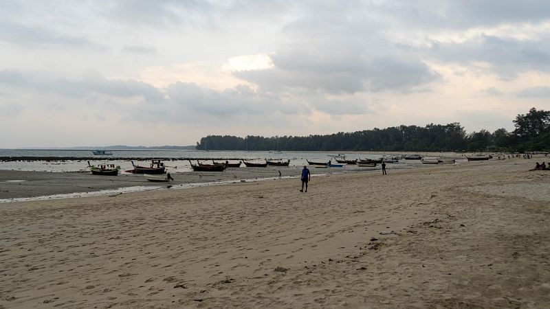 Nai Yang Beach