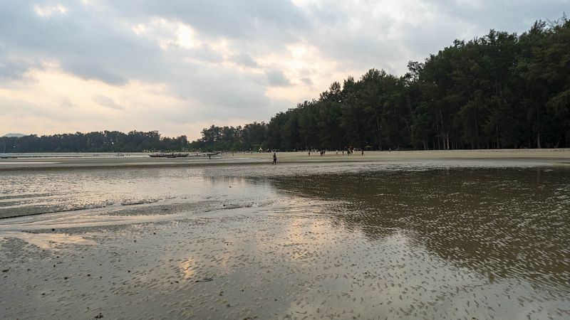 Nai Yang Beach