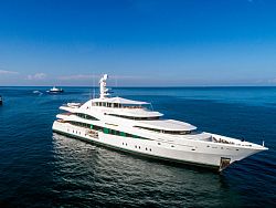 KATA ROCKS SUPERYACHT RENDEZVOUS