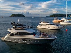 Spectacular
Line-up of participating superyachts