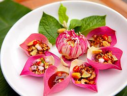 Miang Dok Bua, Baan Talay