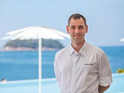 Chef Andrew Dickie – Kata Rocks