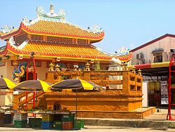 Exploring Chinese pagodas and temples in Takua Pa is interesting and educational.