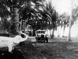One of the island’s new cars at the coast beside Chalong pier near to where Kam Eng seafood restaurant sits today.