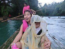 Tarn Morakot Rafting is fun for all ages