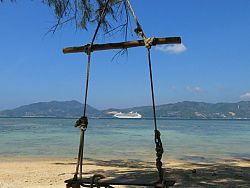 Tri Trang & Paradise Beaches