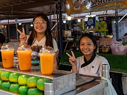 Plernpao Street Market
