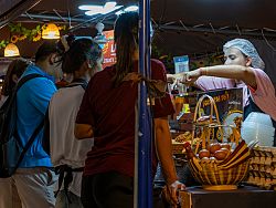 Plernpao Street Market
