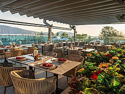 Khubani Rooftop Bar & Restaurant