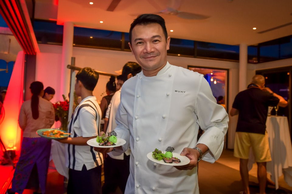 Michelin
Recommended Chef Noi from the award wining SUAY Restaurant joined the KRSR
opening party and provided a taste of his signature Phuket cuisine