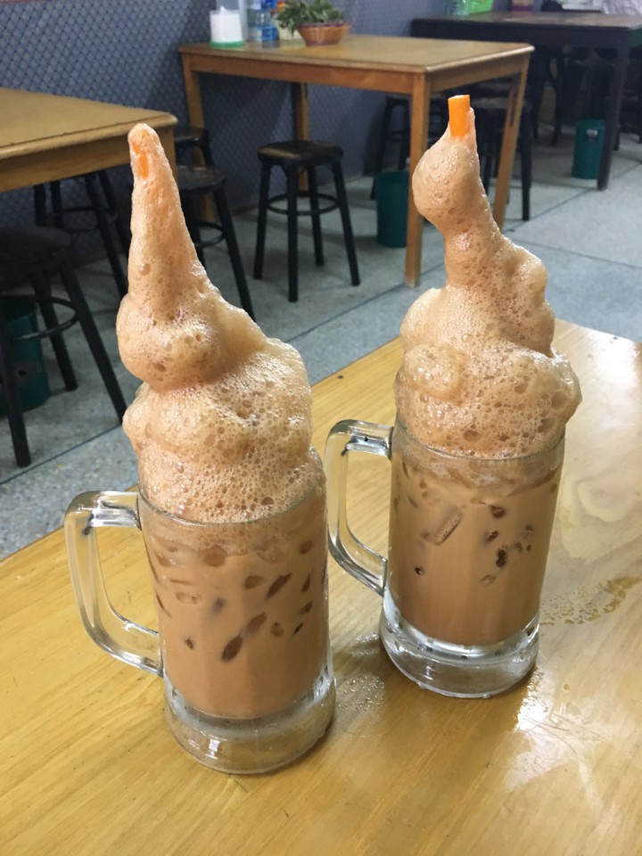 The baristas aim to please and the Old Town coffee shops serve up some great drinks, including Toasted Marshmallow Iced Coffee, Iced Latte, Thai Iced Tea and traditional Kopi. All delicious and unique in their own way