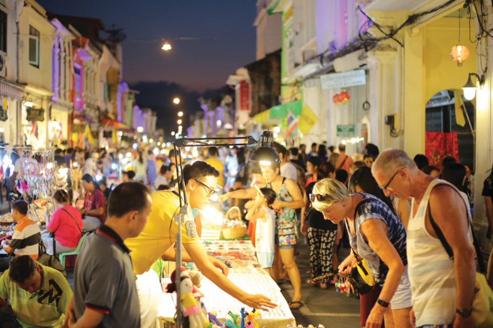 Lard Yai features local artists on stage, unique souvenir shopping and some of Phuket’s best street food