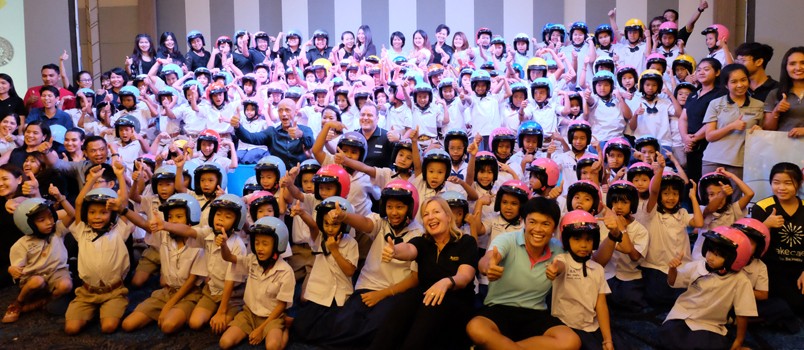 Leading Marriott Hotels in Phuket Hand in Hand <BR>Creating Helmet Safety Campaign