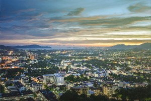 Pros and Cons: The current opportunities and challenges in the Phuket real estate market