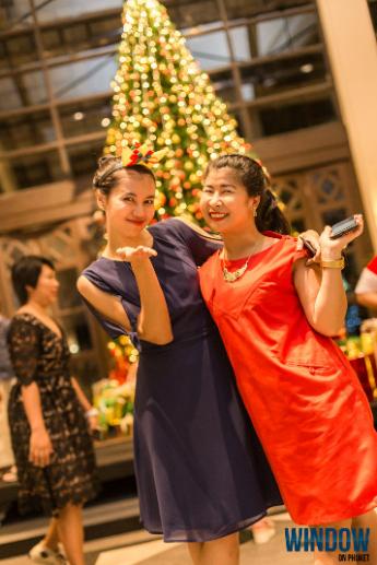 Christmas Tree Lighting Ceremony at Dusit Thani Laguna Phuket