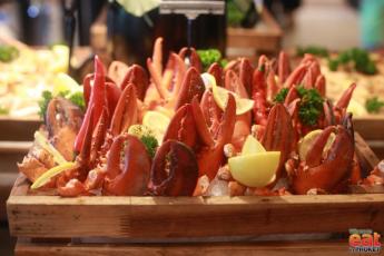 ‘Go Live’ Sunday seafood brunch