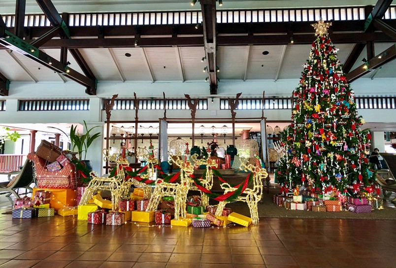 JW Marriott Phuket Resort & Spa Ushers in Holiday Season with Christmas Tree-Lighting Ceremony