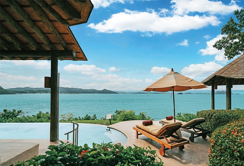 The Naka Island, A Luxury Collection Resort & Spa, Phuket has launched a very special new promotion- Pai Tiew Kan NAKA.